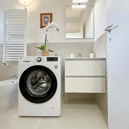Comfort Cher A Cadorago 아파트